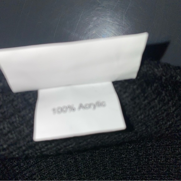 Fireball Whisky Black Beanie Hat Unisex NWOT - Picture 4 of 4